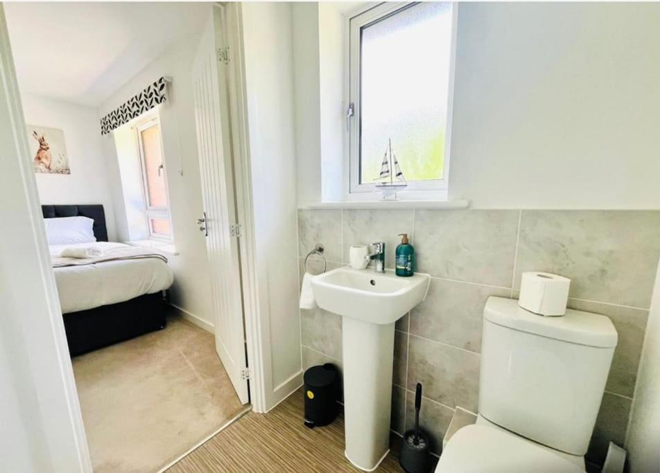 Ashford Retreat - Luxury Home With Double Parking Zewnętrze zdjęcie